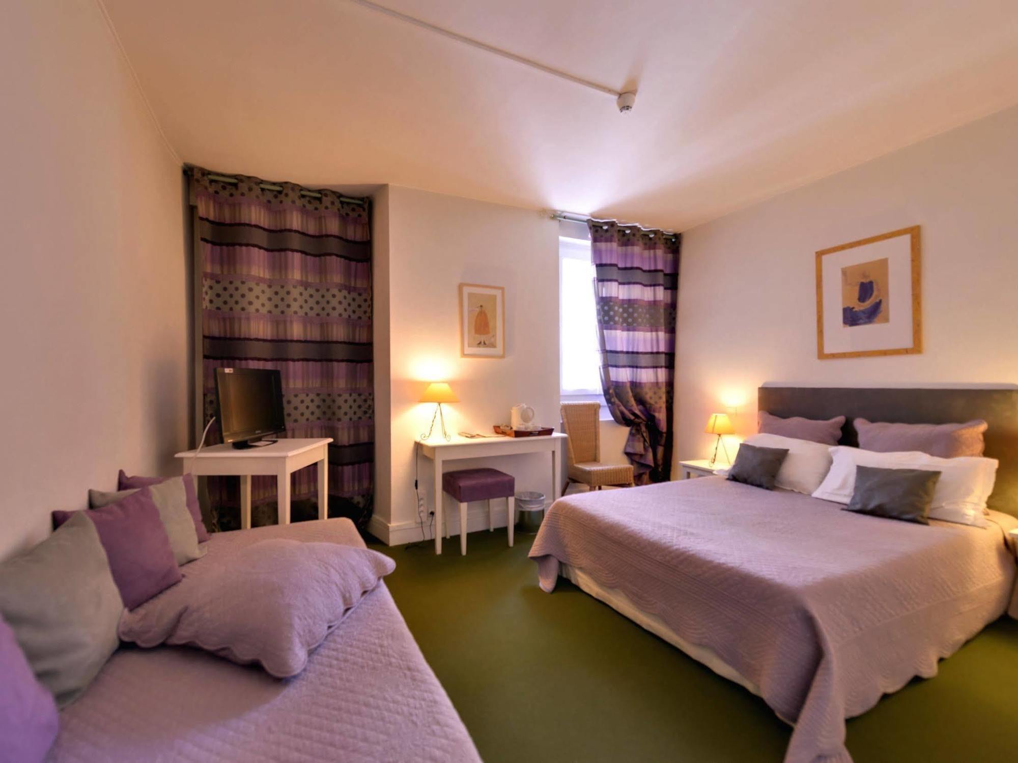 Logis Hotel Orly Alès Zewnętrze zdjęcie